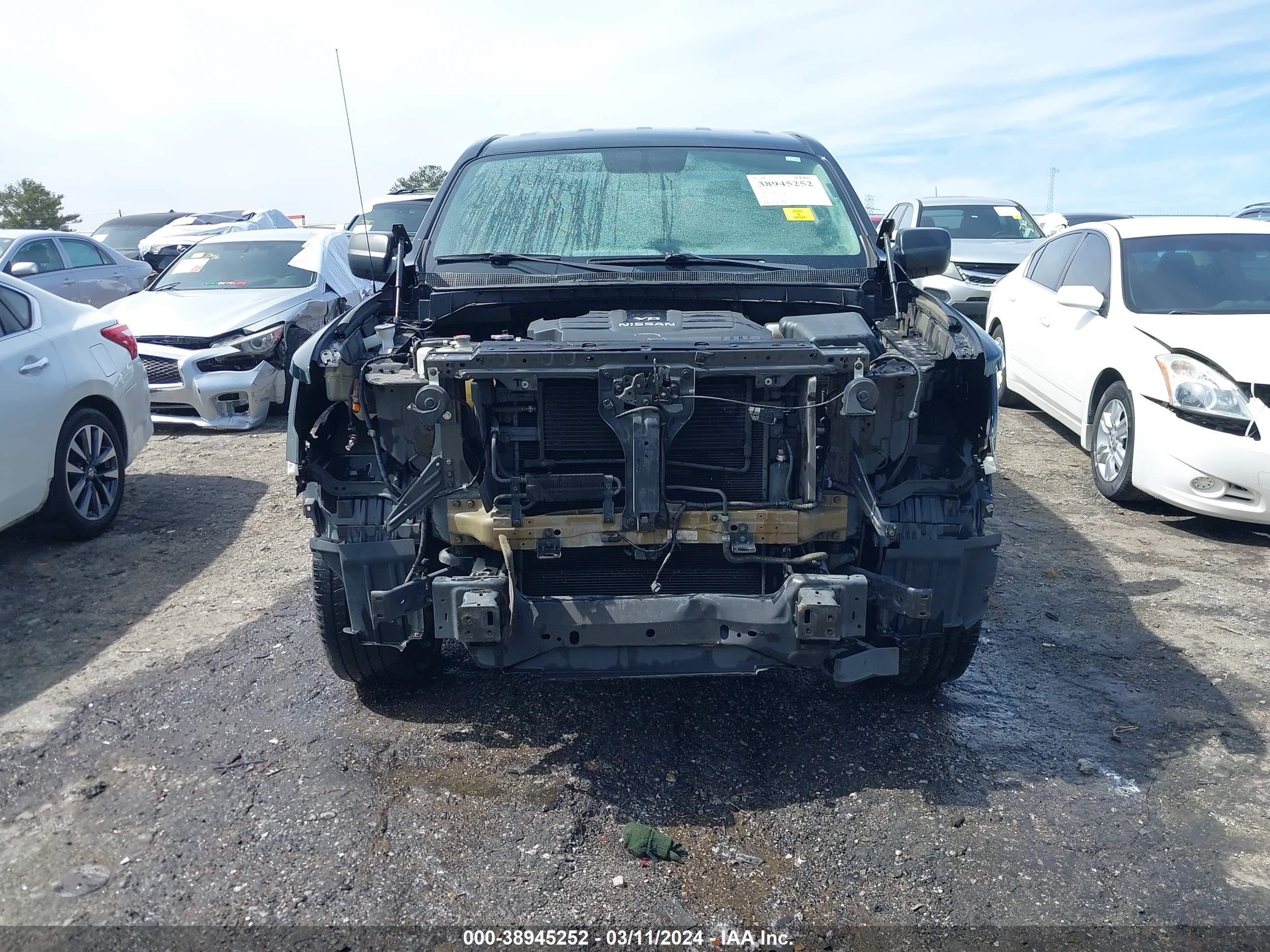 Photo 5 VIN: 1N6AA1EK2HN513229 - NISSAN TITAN 