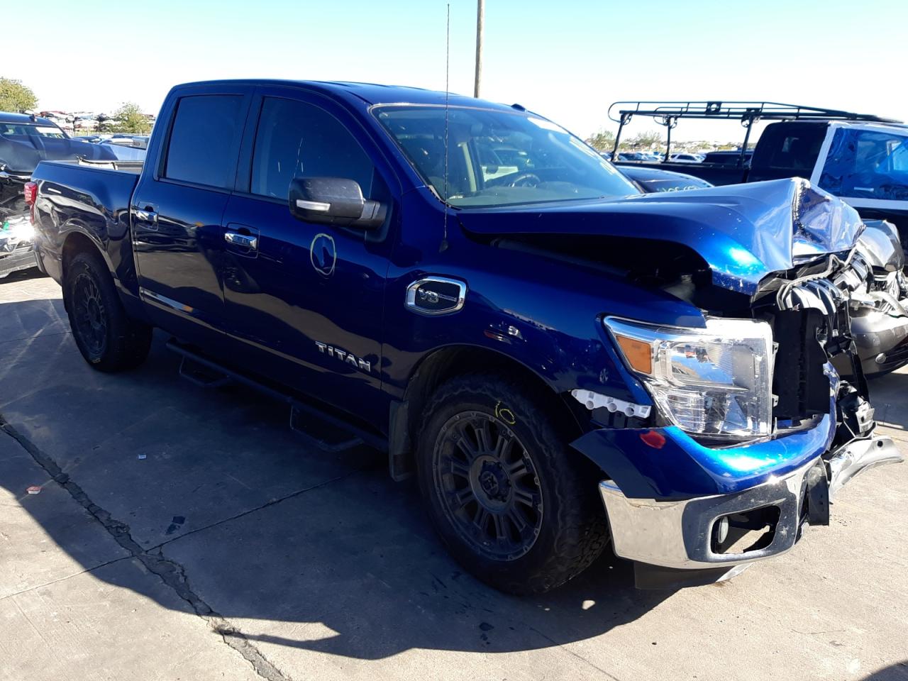 Photo 3 VIN: 1N6AA1EK5HN532146 - NISSAN TITAN 