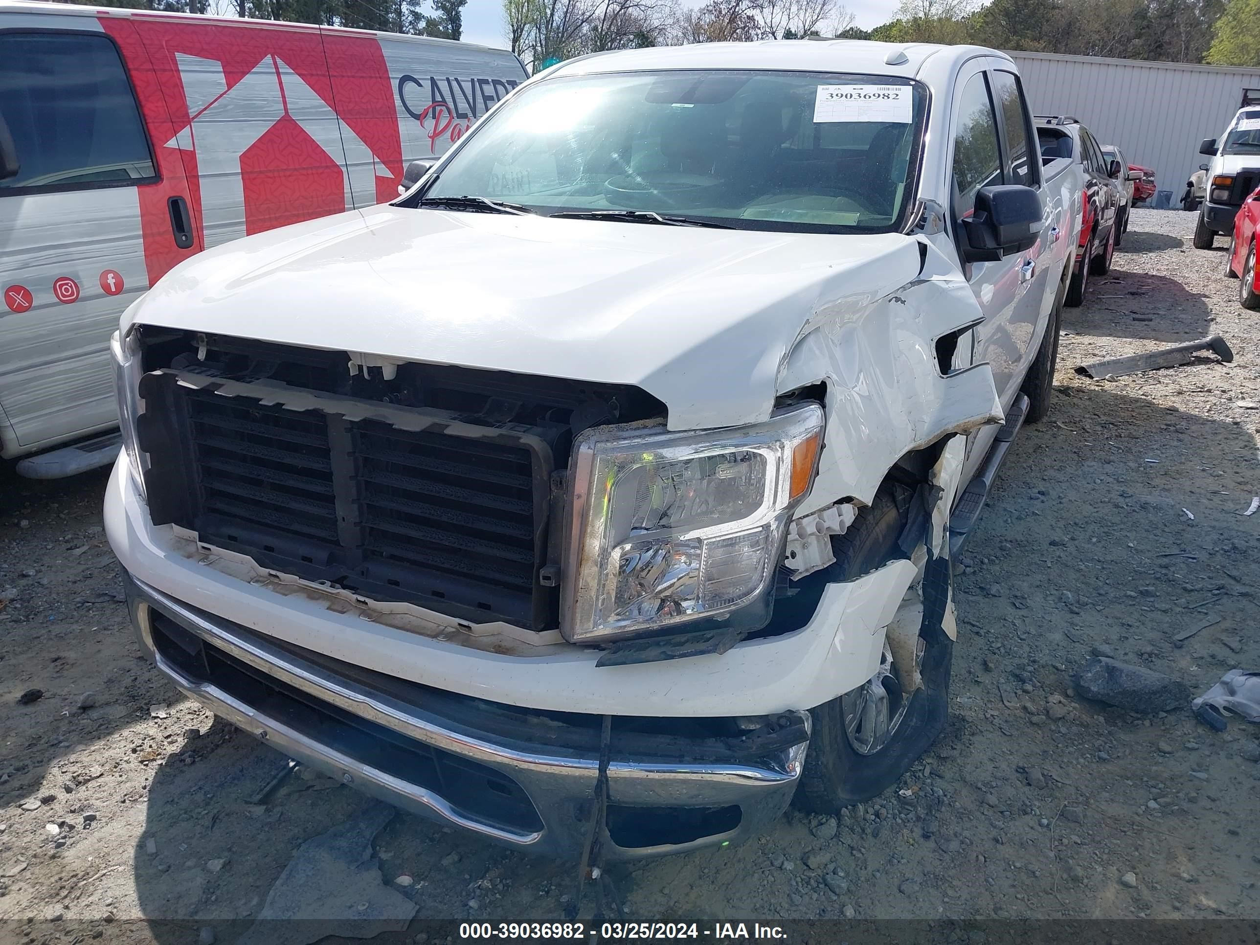 Photo 5 VIN: 1N6AA1EK7HN543214 - NISSAN TITAN 