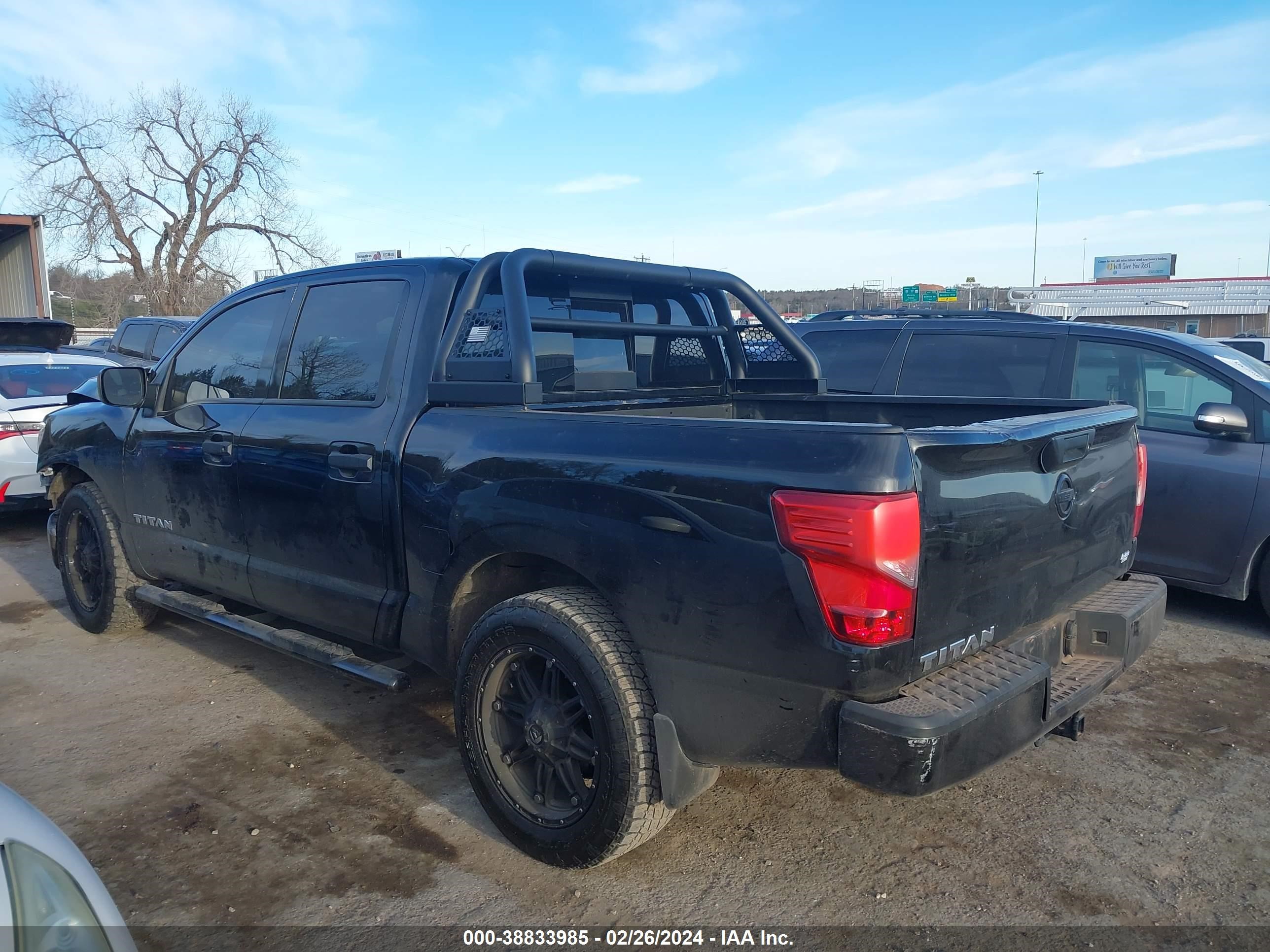 Photo 2 VIN: 1N6AA1EK8HN502204 - NISSAN TITAN 