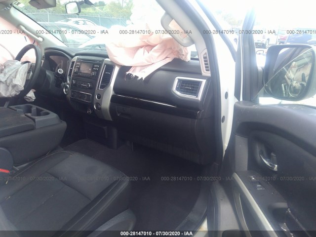 Photo 4 VIN: 1N6AA1EK9HN548642 - NISSAN TITAN 