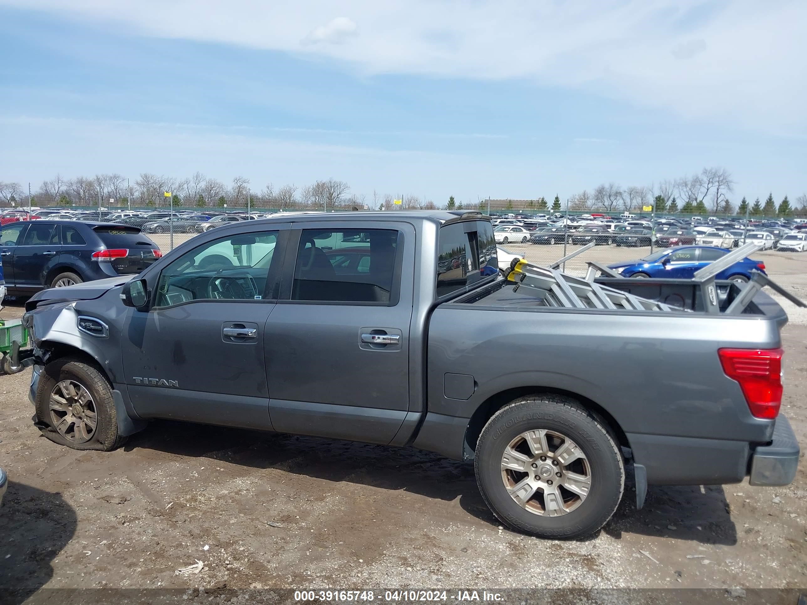 Photo 13 VIN: 1N6AA1EKXHN518288 - NISSAN TITAN 