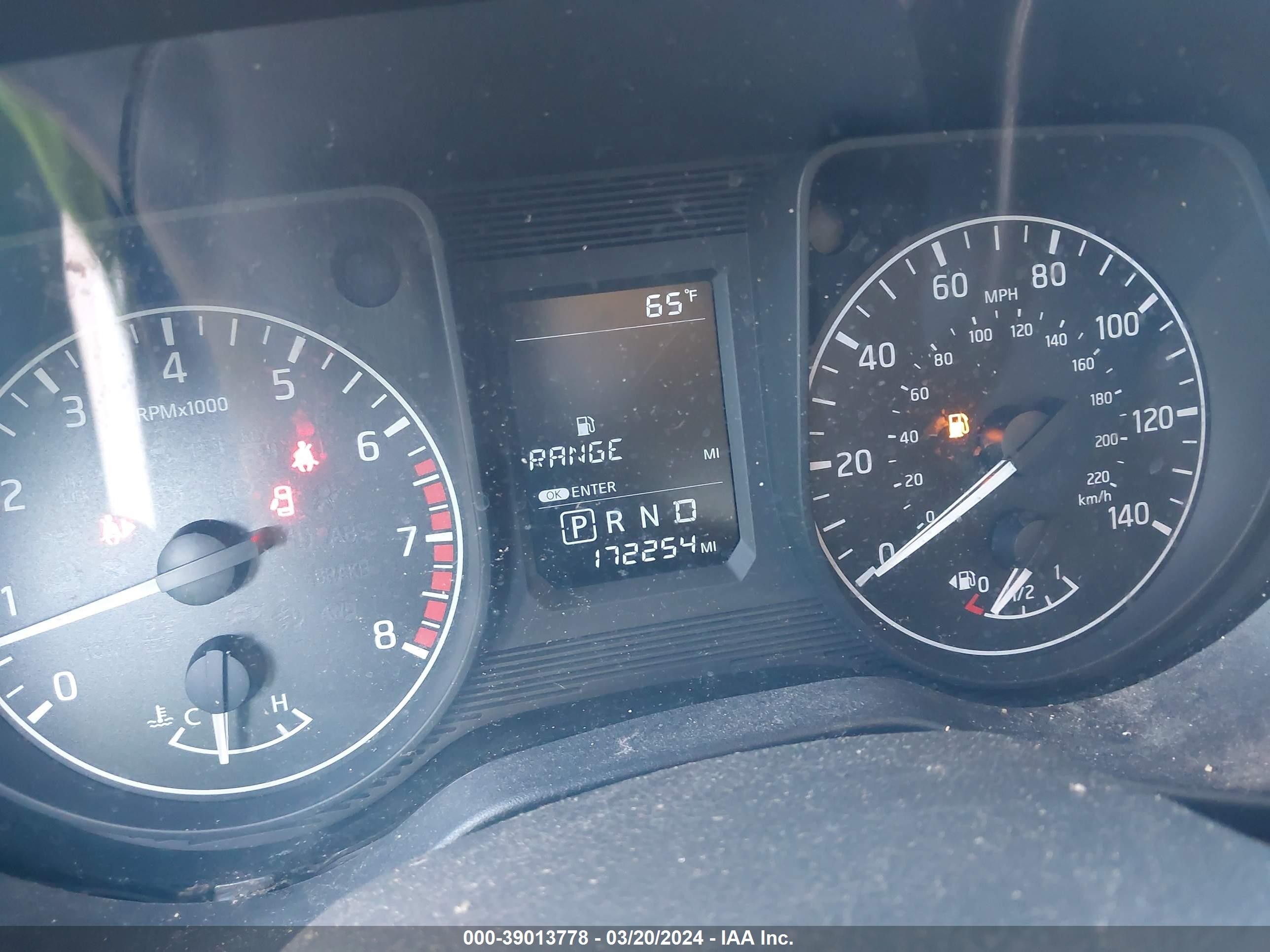 Photo 15 VIN: 1N6AA1F14HN553558 - NISSAN TERRANO 