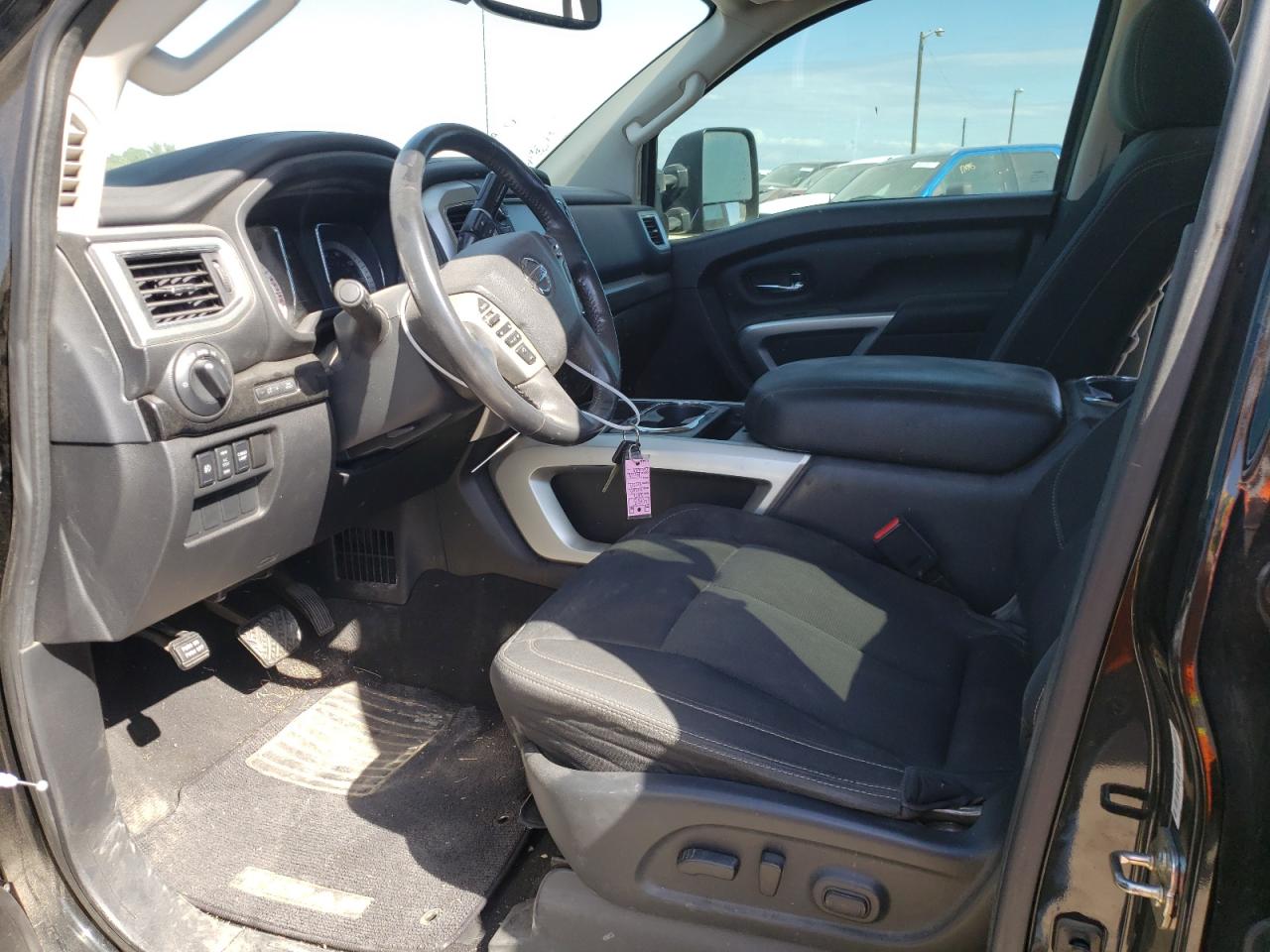 Photo 6 VIN: 1N6AA1F29HN548557 - NISSAN TITAN 