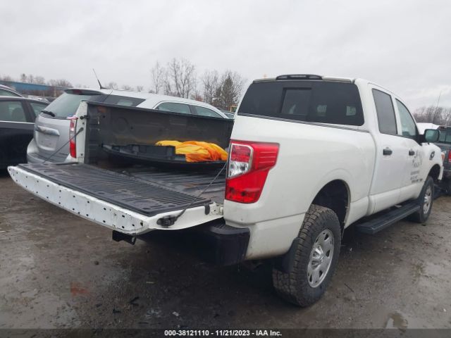 Photo 3 VIN: 1N6AA1F30JN512304 - NISSAN TITAN XD 