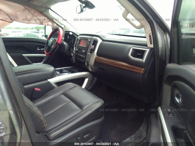 Photo 4 VIN: 1N6AA1F40HN526447 - NISSAN TITAN XD 