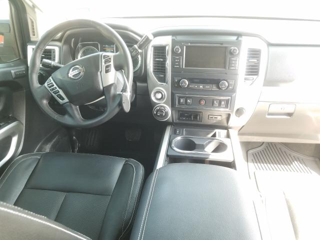 Photo 8 VIN: 1N6AA1F46KN516027 - NISSAN TITAN XD S 