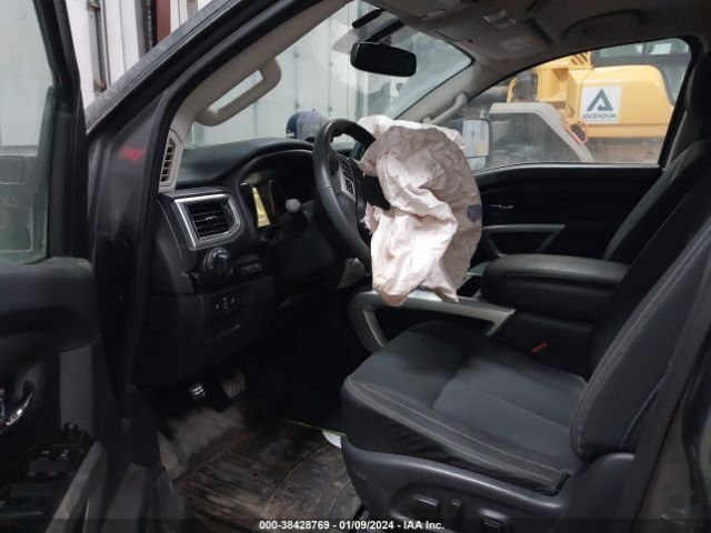 Photo 4 VIN: 1N6AA1F47HN501335 - NISSAN TITAN XD 