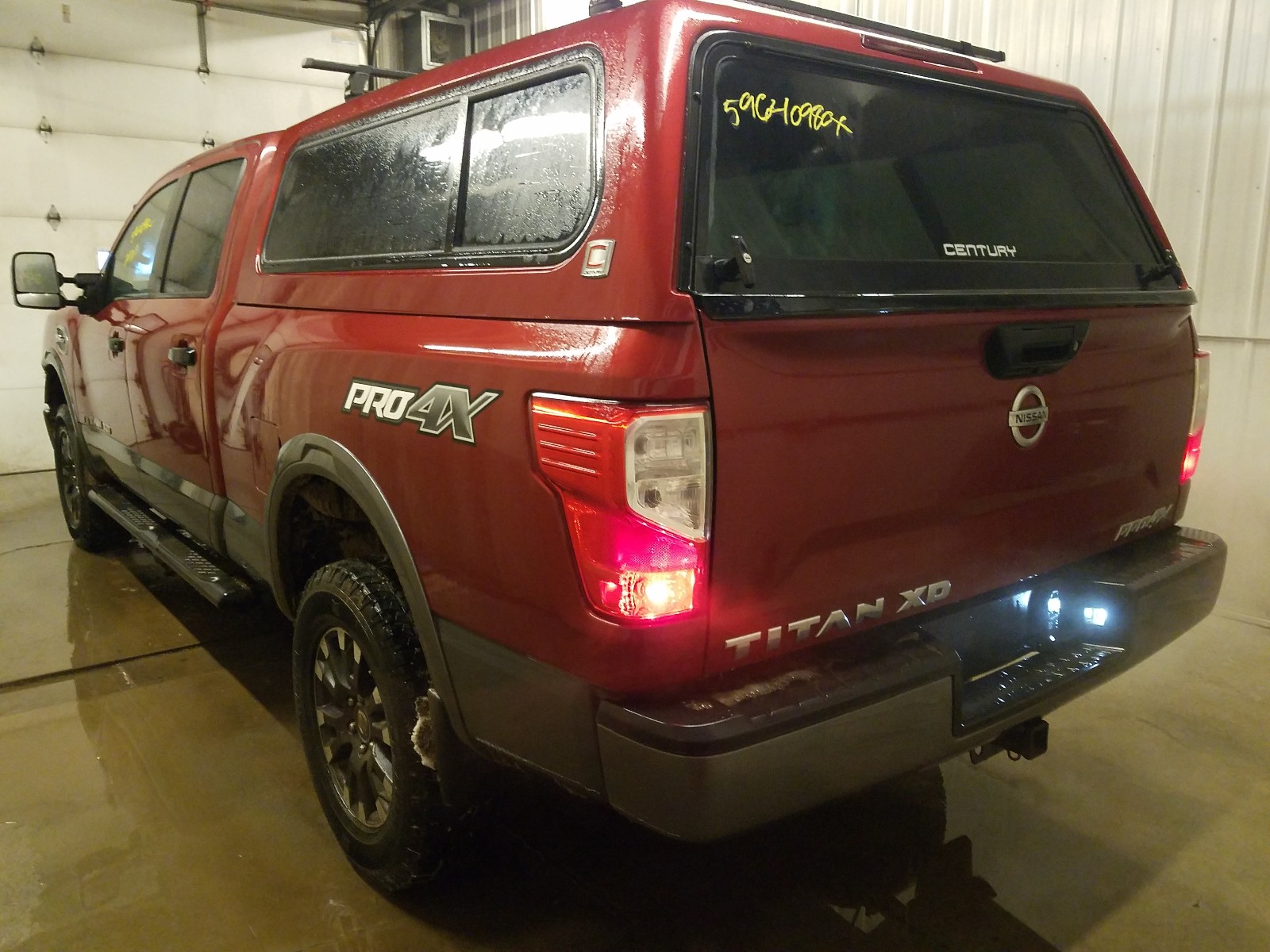 Photo 2 VIN: 1N6AA1F4XHN515519 - NISSAN TITAN XD S 