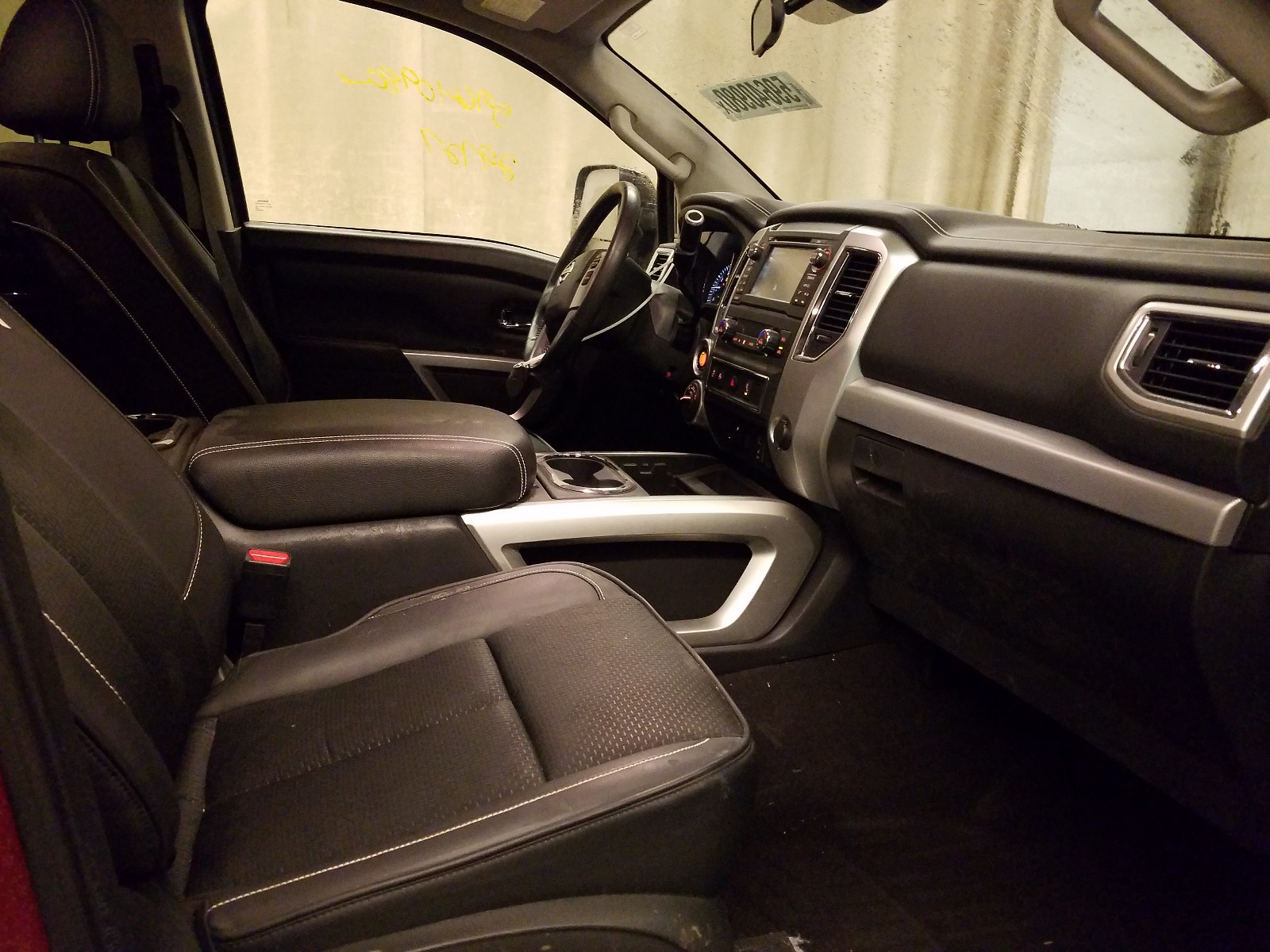 Photo 4 VIN: 1N6AA1F4XHN515519 - NISSAN TITAN XD S 