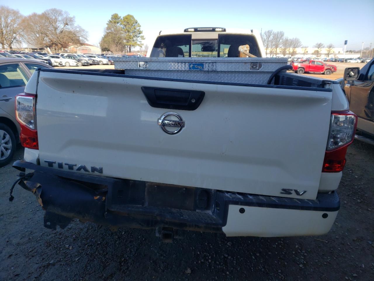 Photo 5 VIN: 1N6AA1R74HN533956 - NISSAN TITAN 