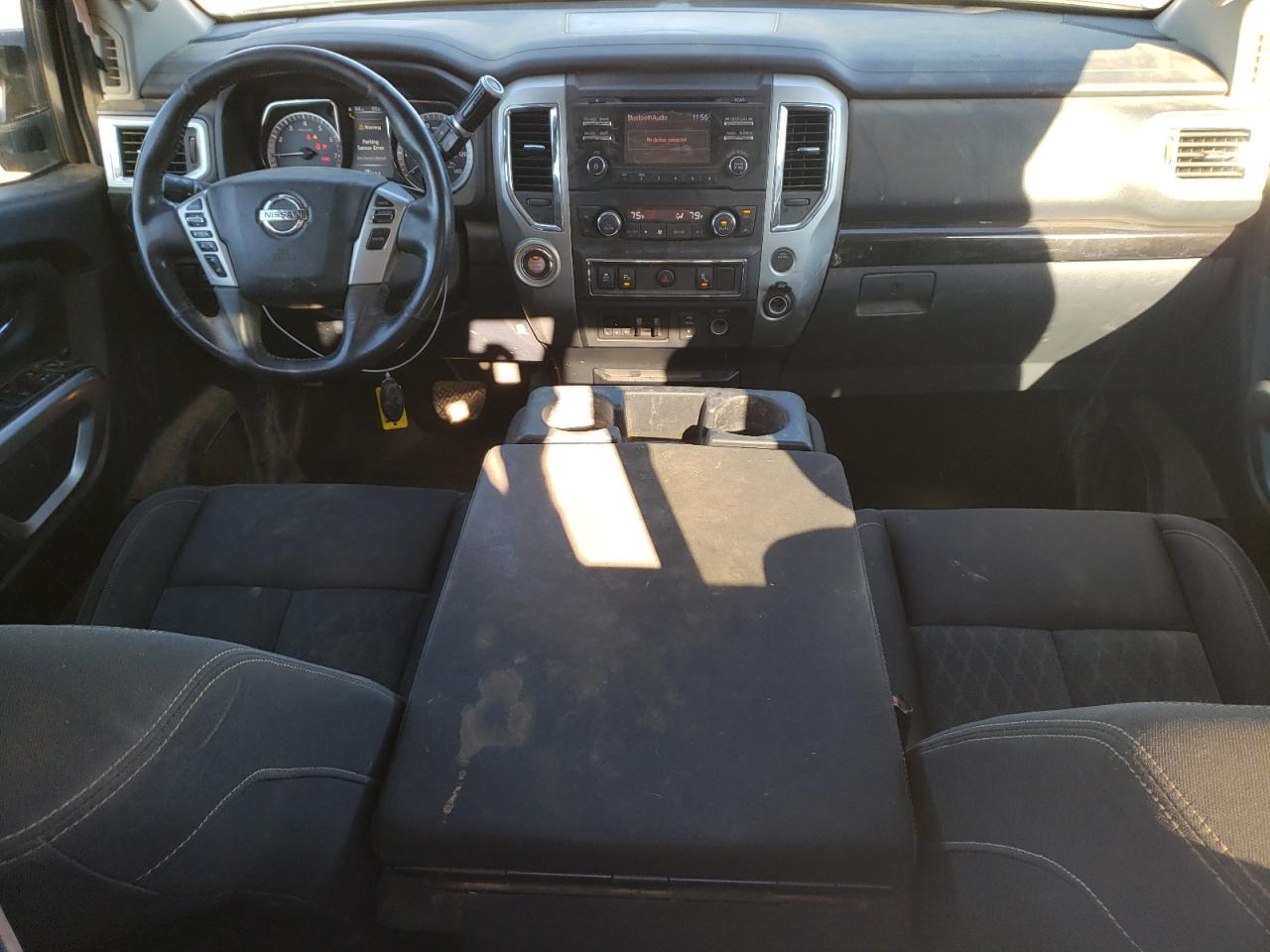 Photo 7 VIN: 1N6AA1R74HN533956 - NISSAN TITAN 