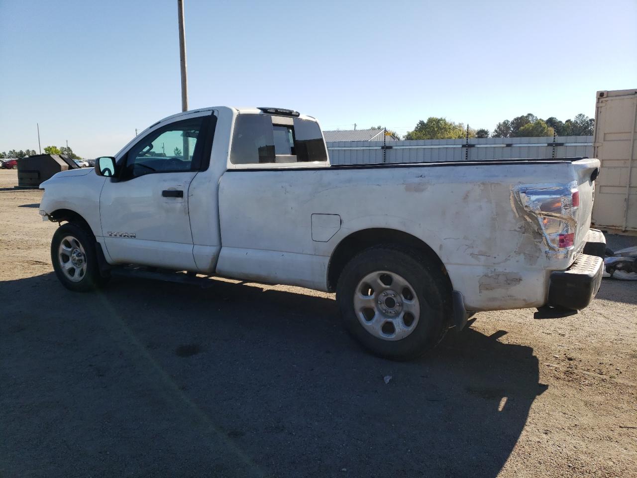 Photo 1 VIN: 1N6AA1R7XHN571868 - NISSAN TITAN 