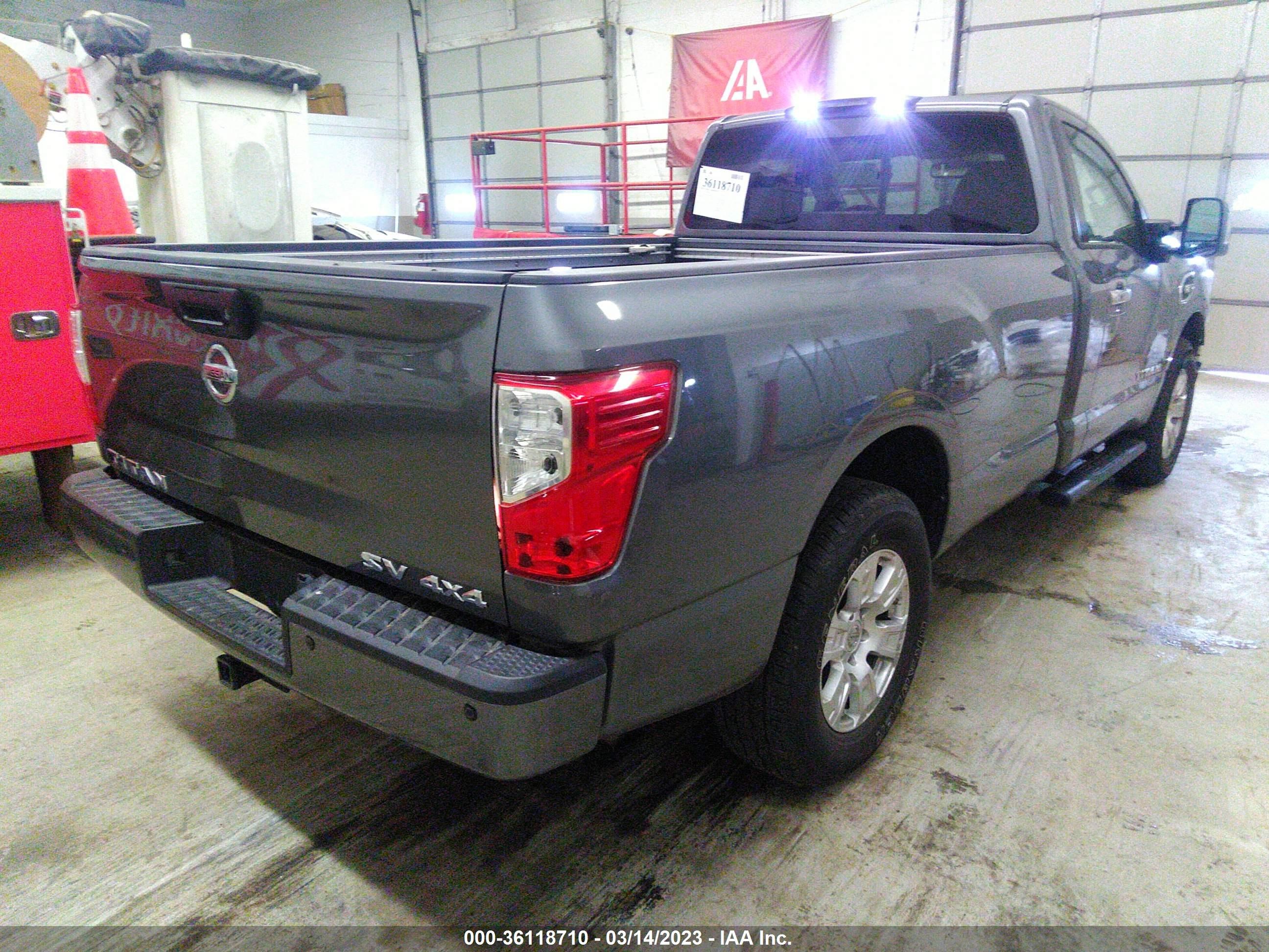 Photo 3 VIN: 1N6AA1R83HN564284 - NISSAN TITAN 