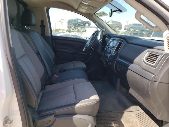 Photo 4 VIN: 1N6AA1R85HN563847 - NISSAN TITAN 