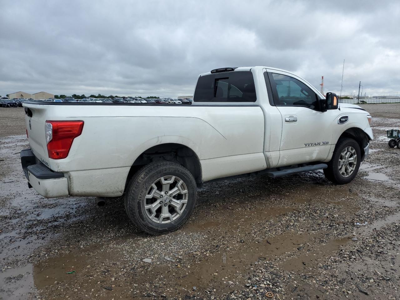 Photo 2 VIN: 1N6AA1RP3JN505331 - NISSAN TITAN 