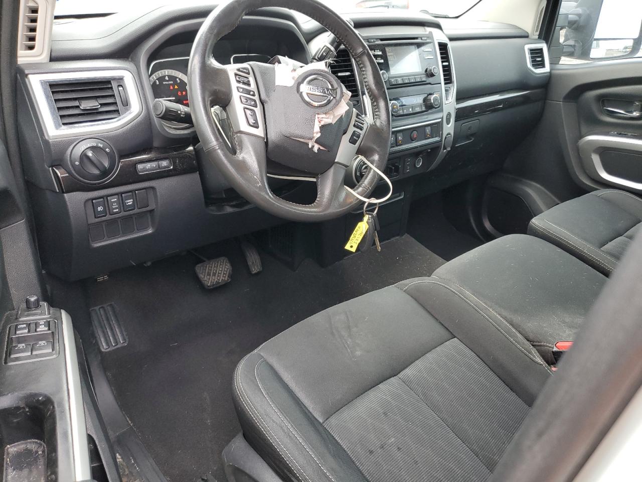 Photo 7 VIN: 1N6AA1RP3JN505331 - NISSAN TITAN 