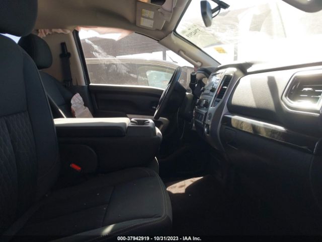 Photo 7 VIN: 1N6AA1RP8HN551425 - NISSAN TITAN XD 