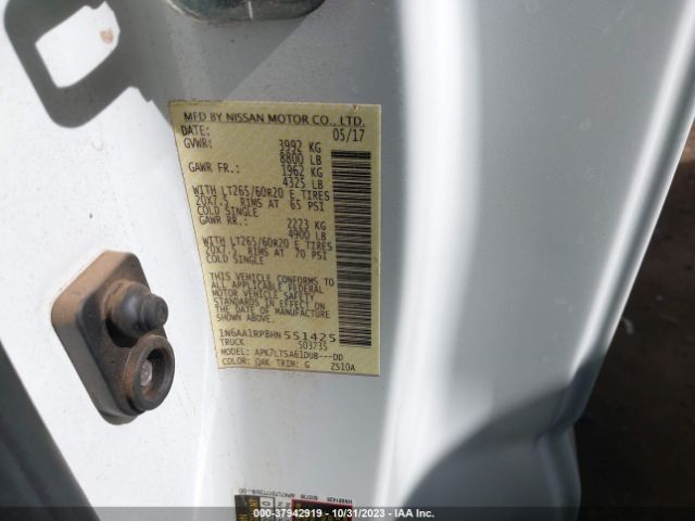 Photo 8 VIN: 1N6AA1RP8HN551425 - NISSAN TITAN XD 