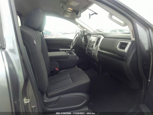 Photo 4 VIN: 1N6AA1RP9HN575555 - NISSAN TITAN XD 