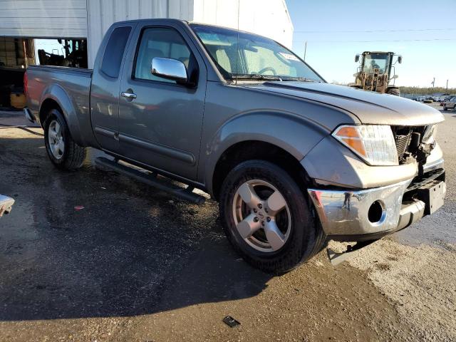 Photo 3 VIN: 1N6AD06U17C403638 - NISSAN FRONTIER K 