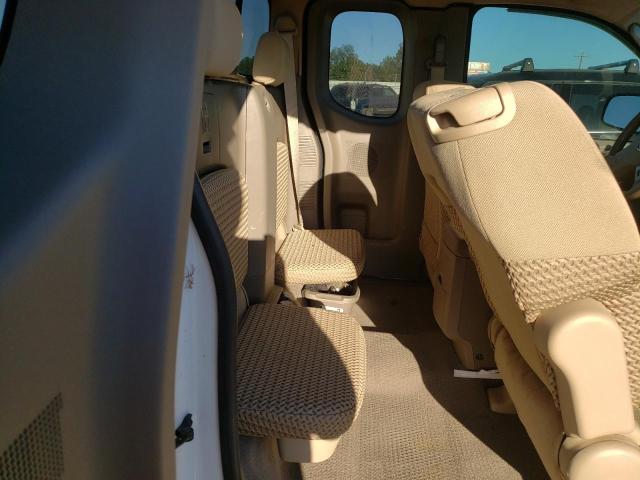 Photo 9 VIN: 1N6AD06U28C409451 - NISSAN FRONTIER K 