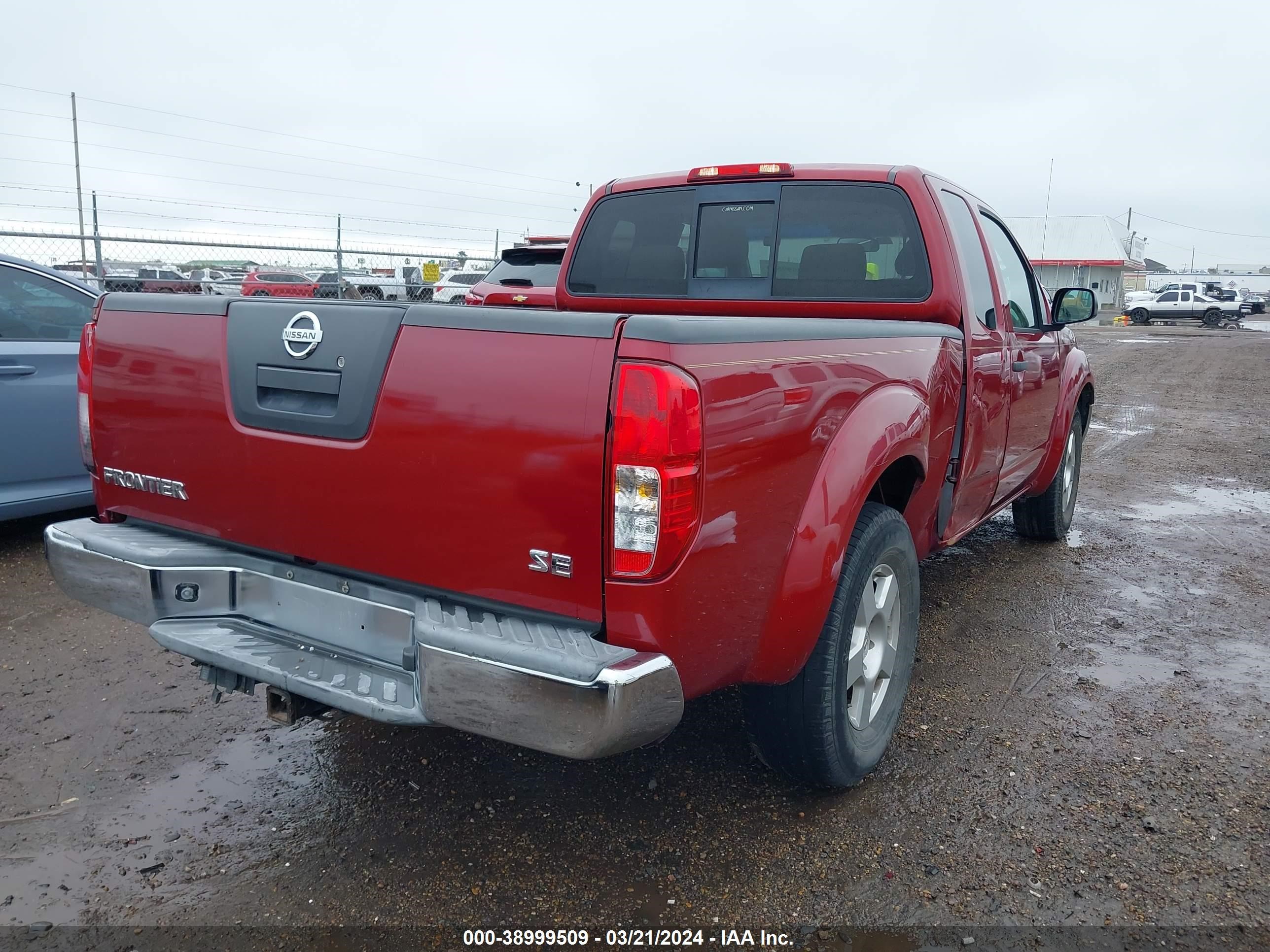 Photo 3 VIN: 1N6AD06U38C430759 - NISSAN NAVARA (FRONTIER) 