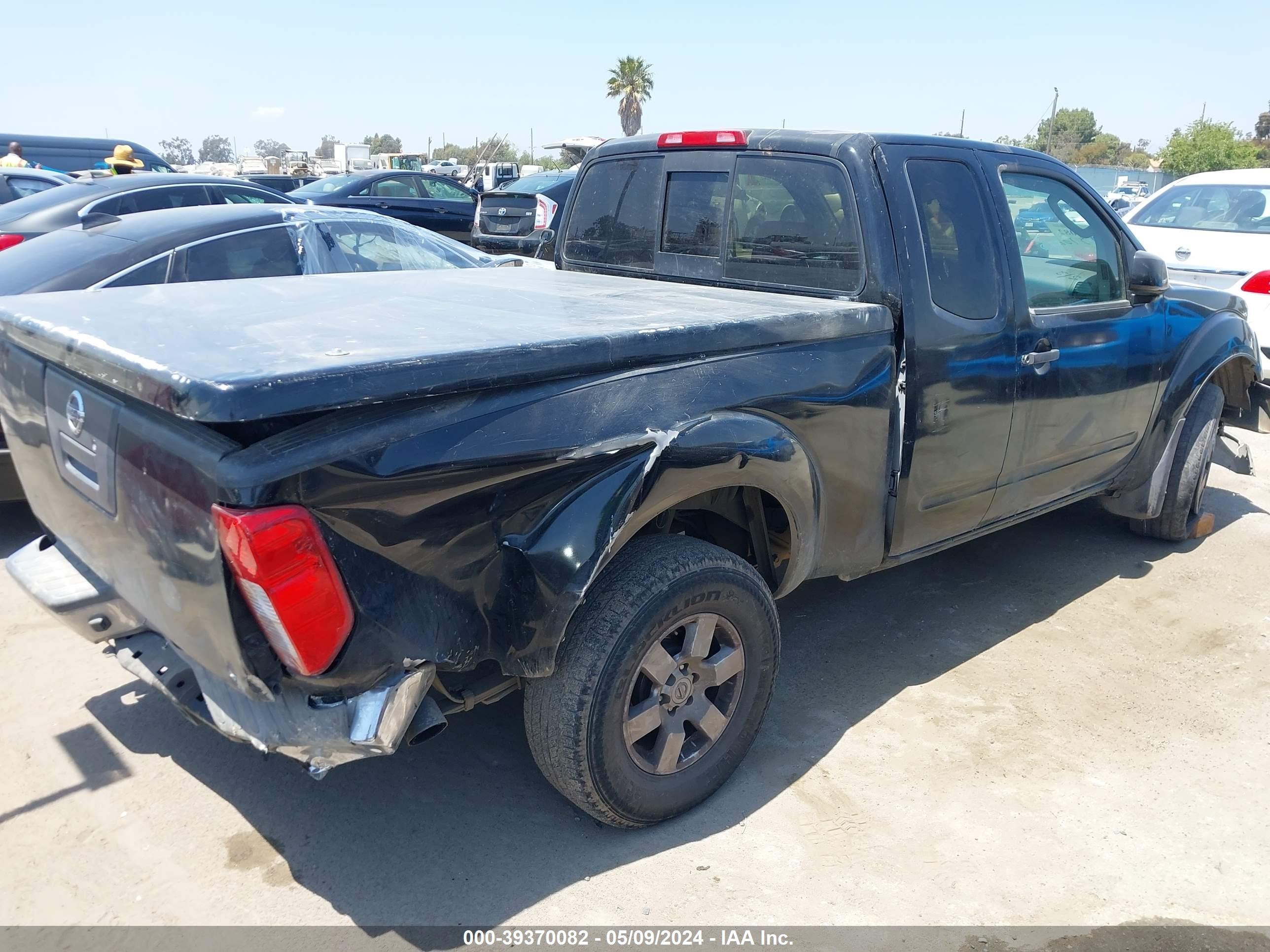 Photo 5 VIN: 1N6AD06U45C412931 - NISSAN NAVARA (FRONTIER) 