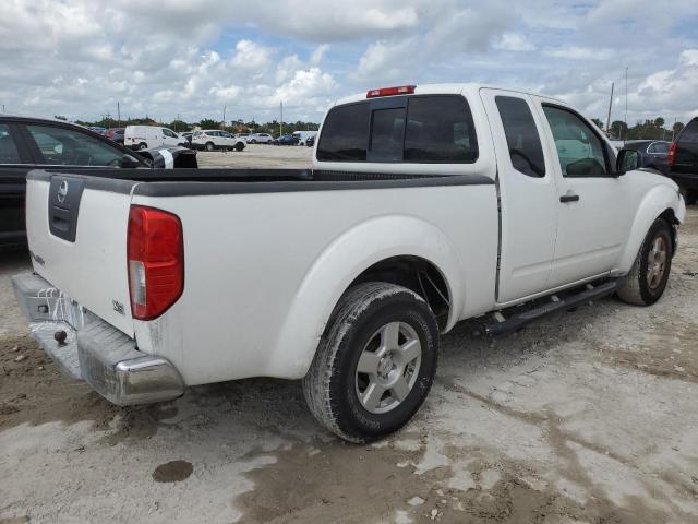 Photo 2 VIN: 1N6AD06U48C449157 - NISSAN FRONTIER K 