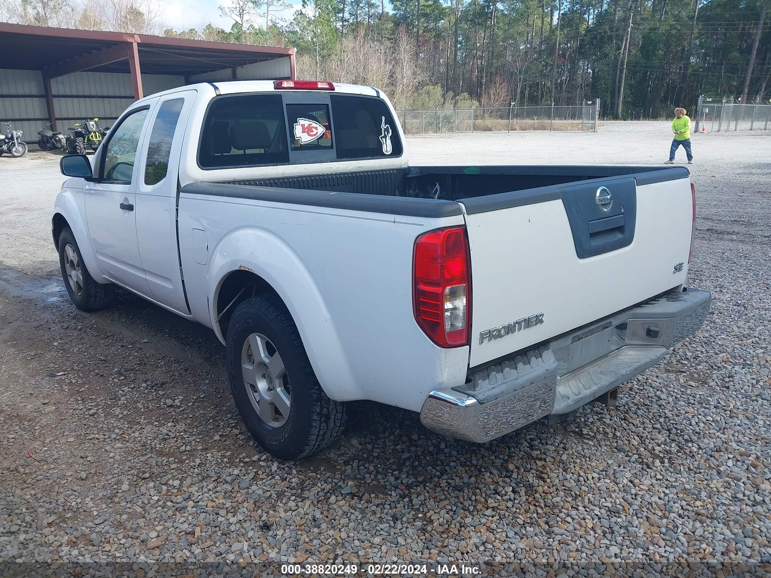 Photo 2 VIN: 1N6AD06U87C447930 - NISSAN NAVARA (FRONTIER) 