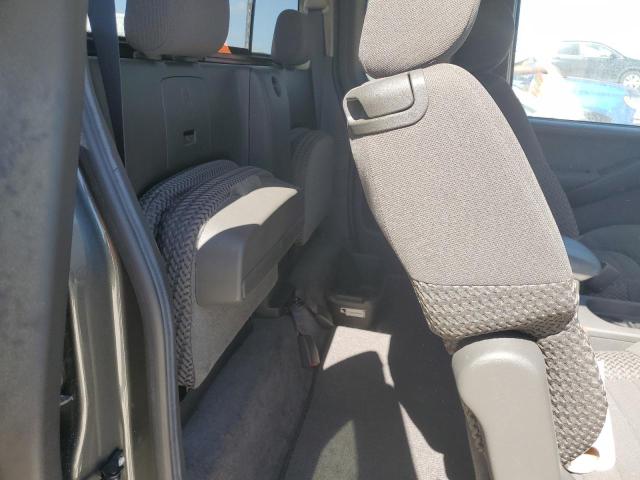 Photo 9 VIN: 1N6AD06UX5C445786 - NISSAN FRONTIER K 