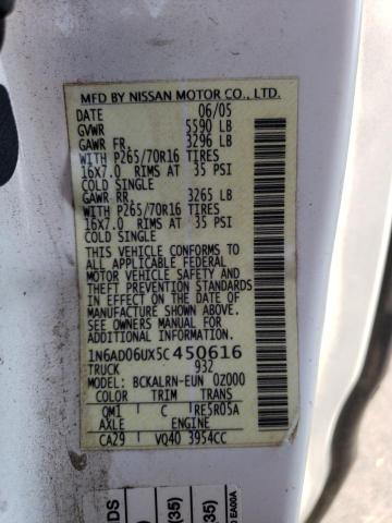 Photo 11 VIN: 1N6AD06UX5C450616 - NISSAN FRONTIER K 