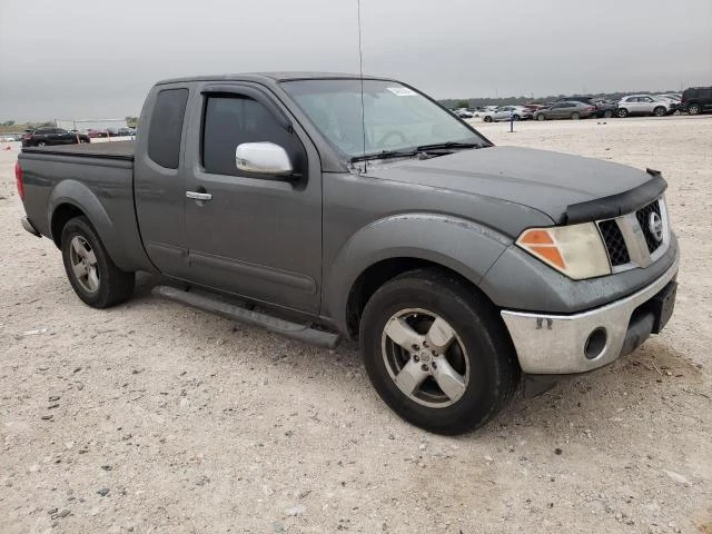 Photo 3 VIN: 1N6AD06UX5C453855 - NISSAN FRONTIER K 