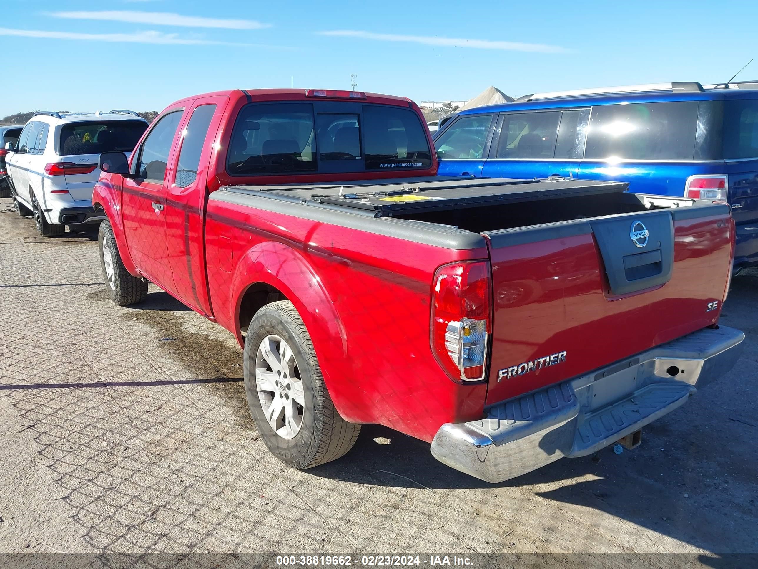 Photo 2 VIN: 1N6AD06UX6C470043 - NISSAN NAVARA (FRONTIER) 