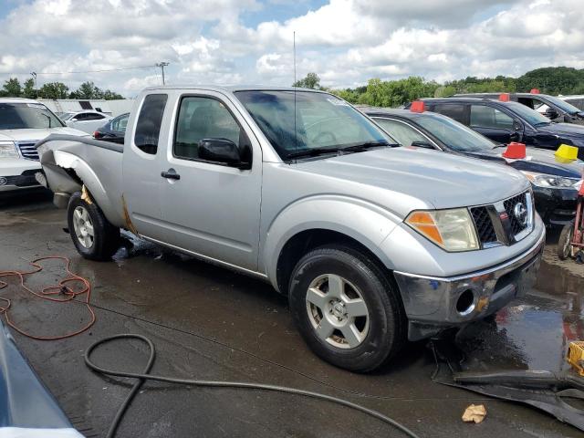 Photo 3 VIN: 1N6AD06UX8C441922 - NISSAN FRONTIER 