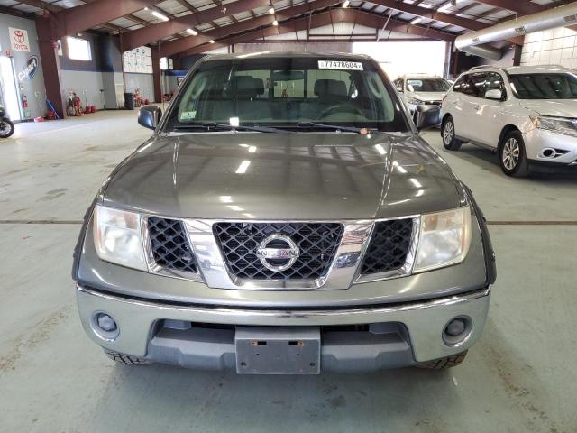 Photo 4 VIN: 1N6AD06W28C413212 - NISSAN FRONTIER K 