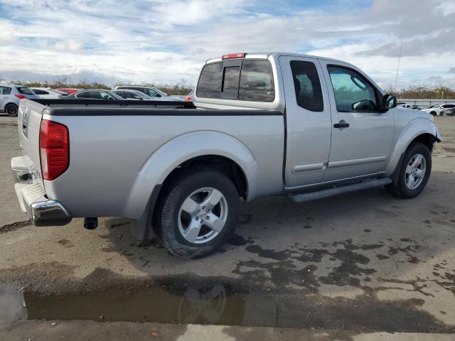 Photo 2 VIN: 1N6AD06W35C417099 - NISSAN FRONTIER 