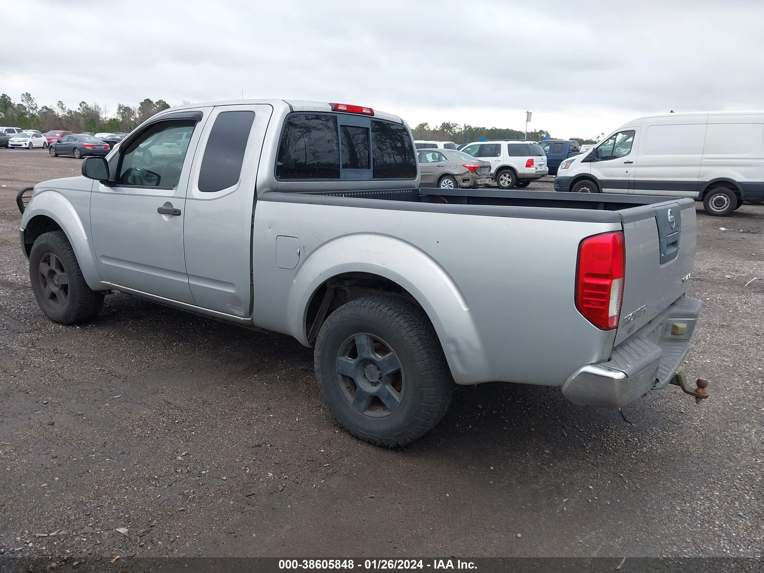 Photo 2 VIN: 1N6AD06WX6C462008 - NISSAN NAVARA (FRONTIER) 