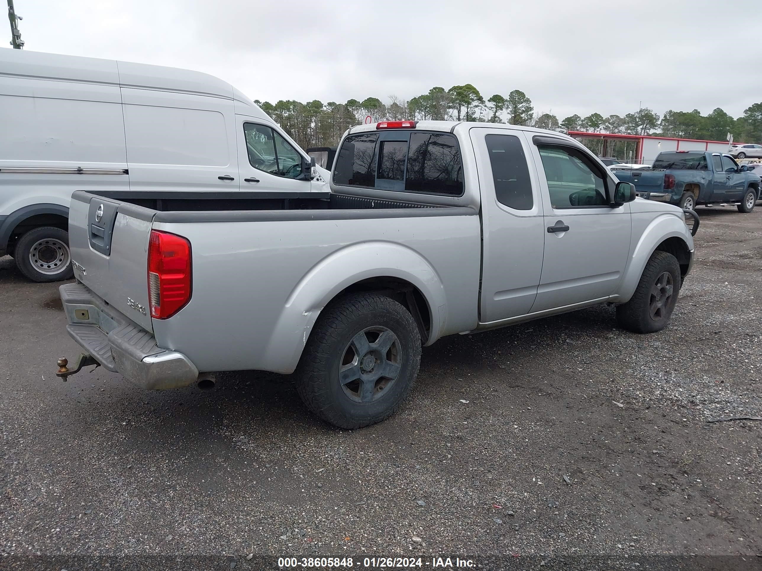 Photo 3 VIN: 1N6AD06WX6C462008 - NISSAN NAVARA (FRONTIER) 