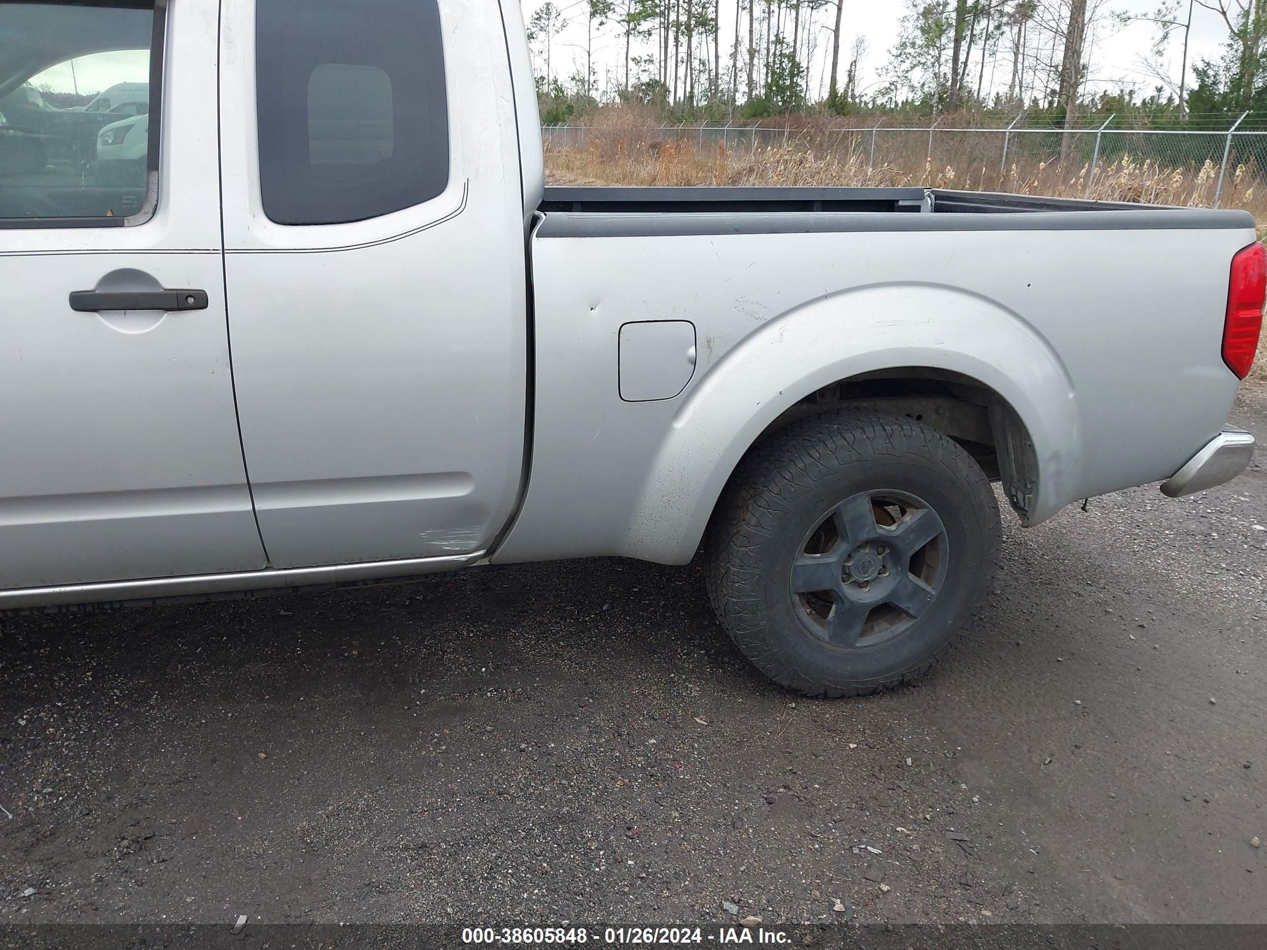 Photo 5 VIN: 1N6AD06WX6C462008 - NISSAN NAVARA (FRONTIER) 