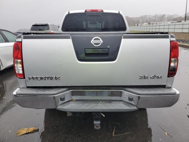 Photo 5 VIN: 1N6AD06WX8C407335 - NISSAN FRONTIER 