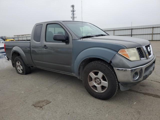 Photo 3 VIN: 1N6AD06WX8C428802 - NISSAN FRONTIER K 