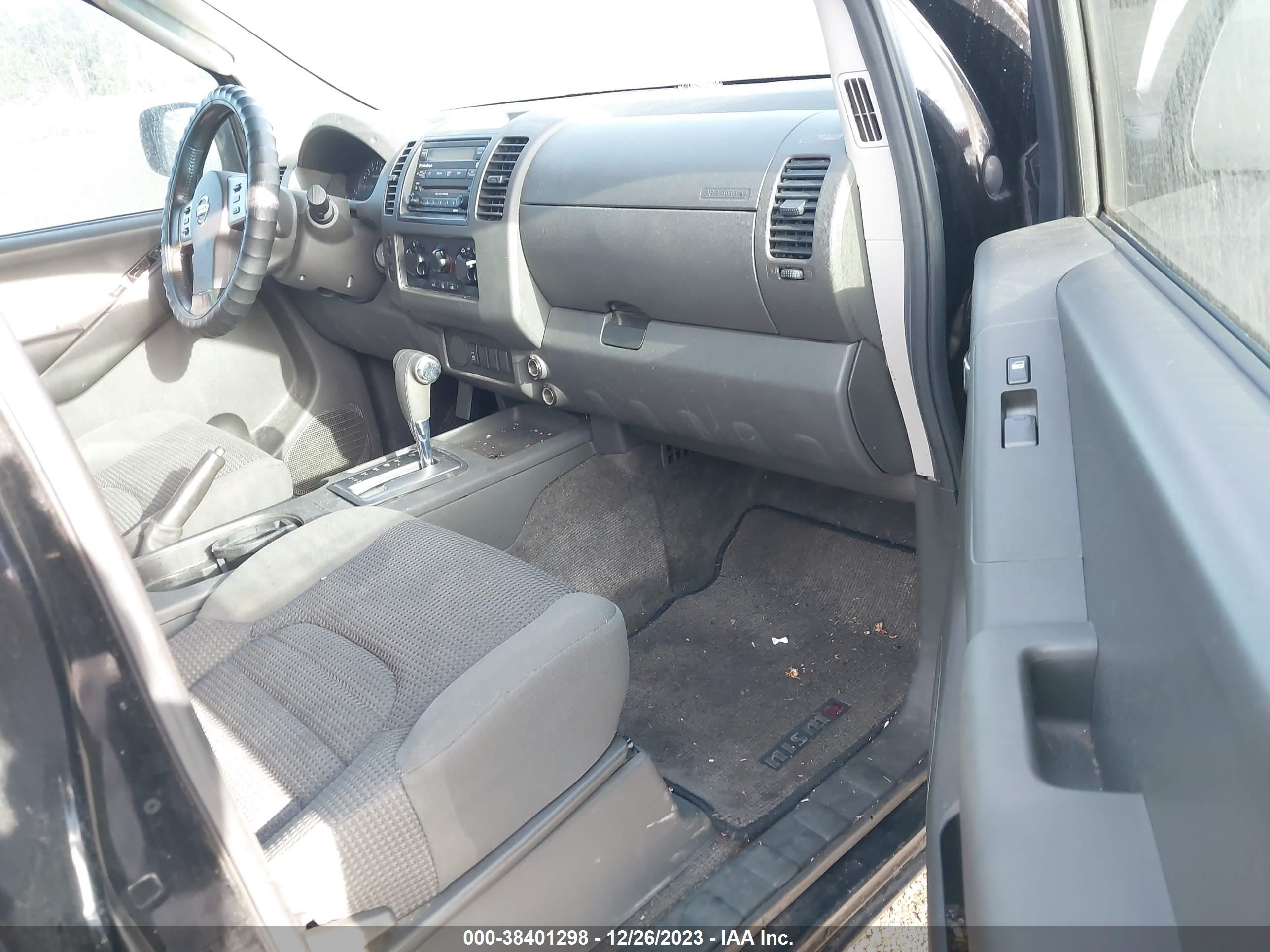 Photo 4 VIN: 1N6AD07U05C402962 - NISSAN NAVARA (FRONTIER) 