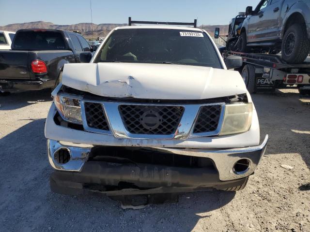 Photo 4 VIN: 1N6AD07U08C442608 - NISSAN FRONTIER 