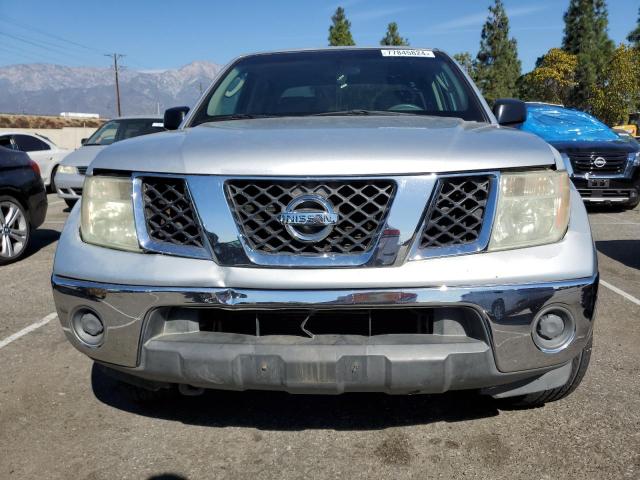 Photo 4 VIN: 1N6AD07U18C424585 - NISSAN FRONTIER C 