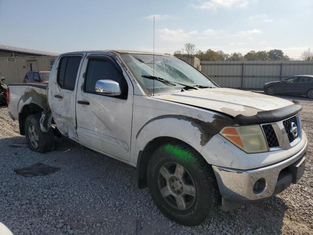 Photo 3 VIN: 1N6AD07U26C442798 - NISSAN FRONTIER C 