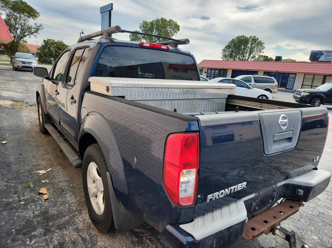 Photo 2 VIN: 1N6AD07U26C447354 - NISSAN NAVARA (FRONTIER) 