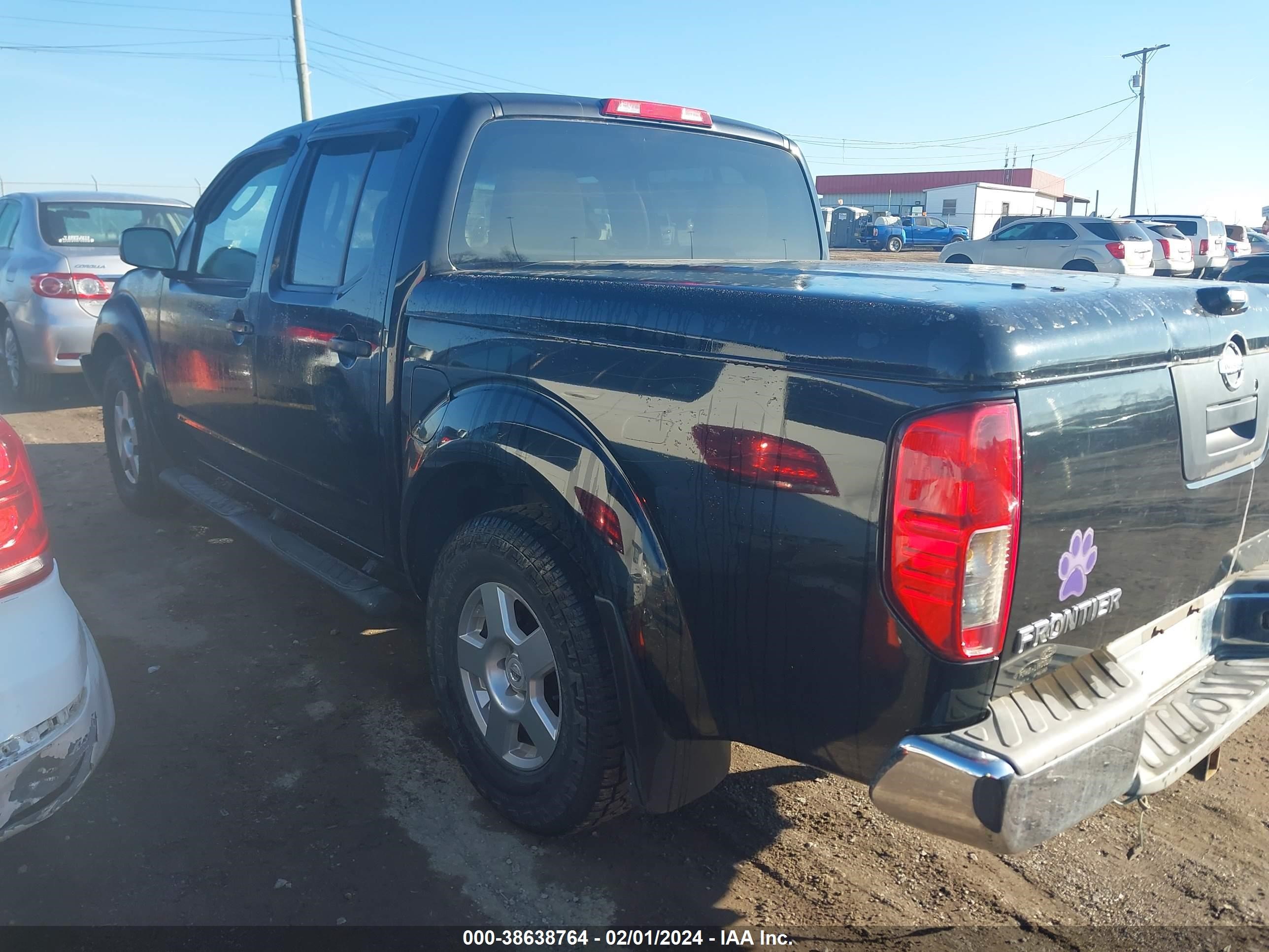 Photo 2 VIN: 1N6AD07U28C430900 - NISSAN NAVARA (FRONTIER) 