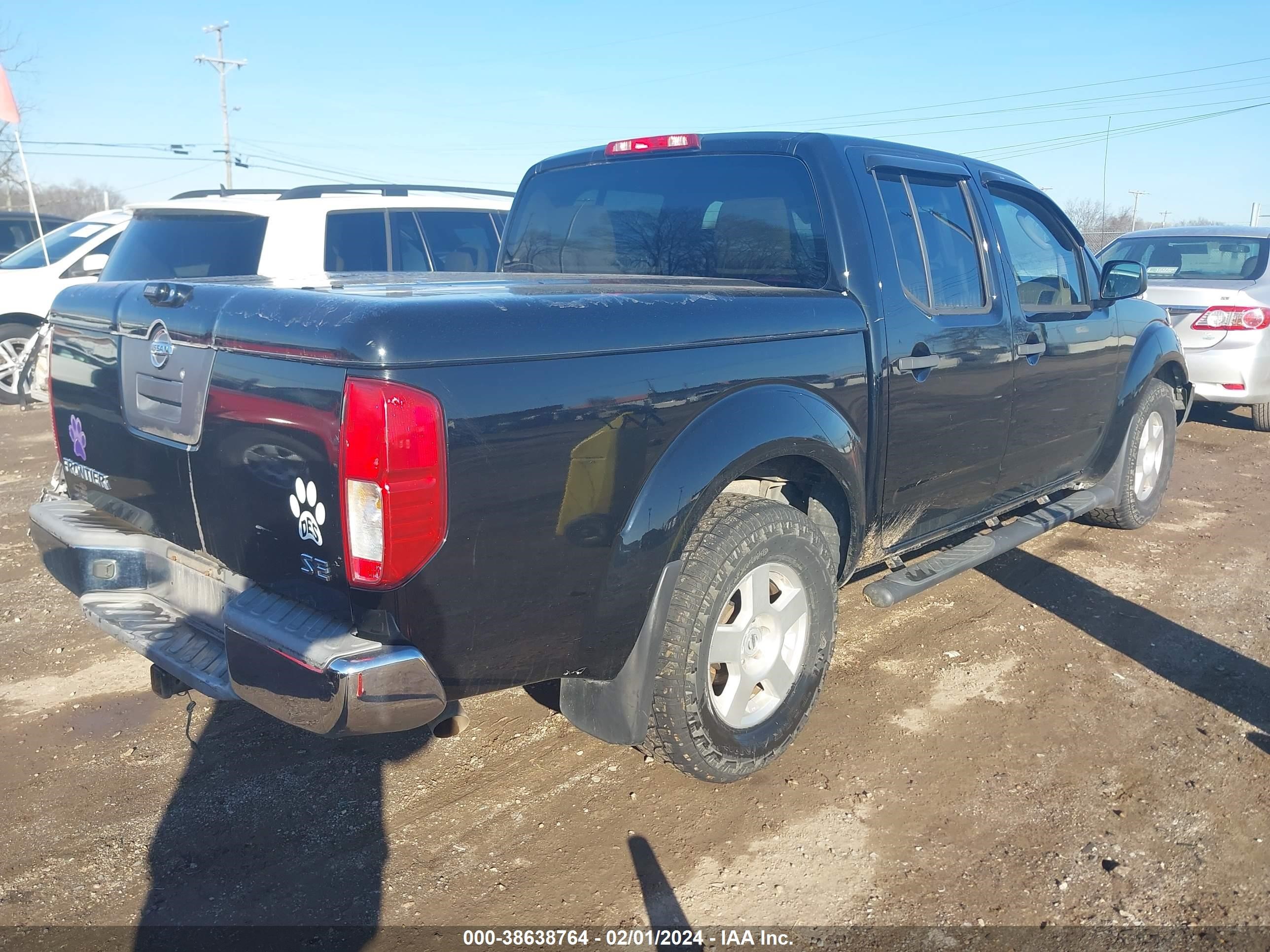 Photo 3 VIN: 1N6AD07U28C430900 - NISSAN NAVARA (FRONTIER) 