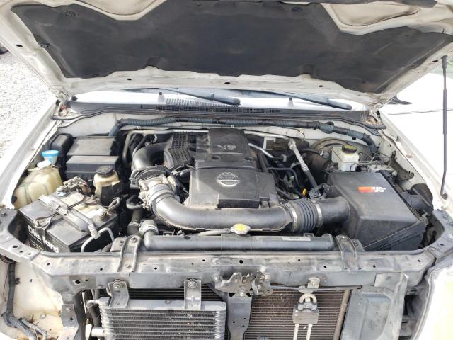 Photo 10 VIN: 1N6AD07U28C434302 - NISSAN FRONTIER 